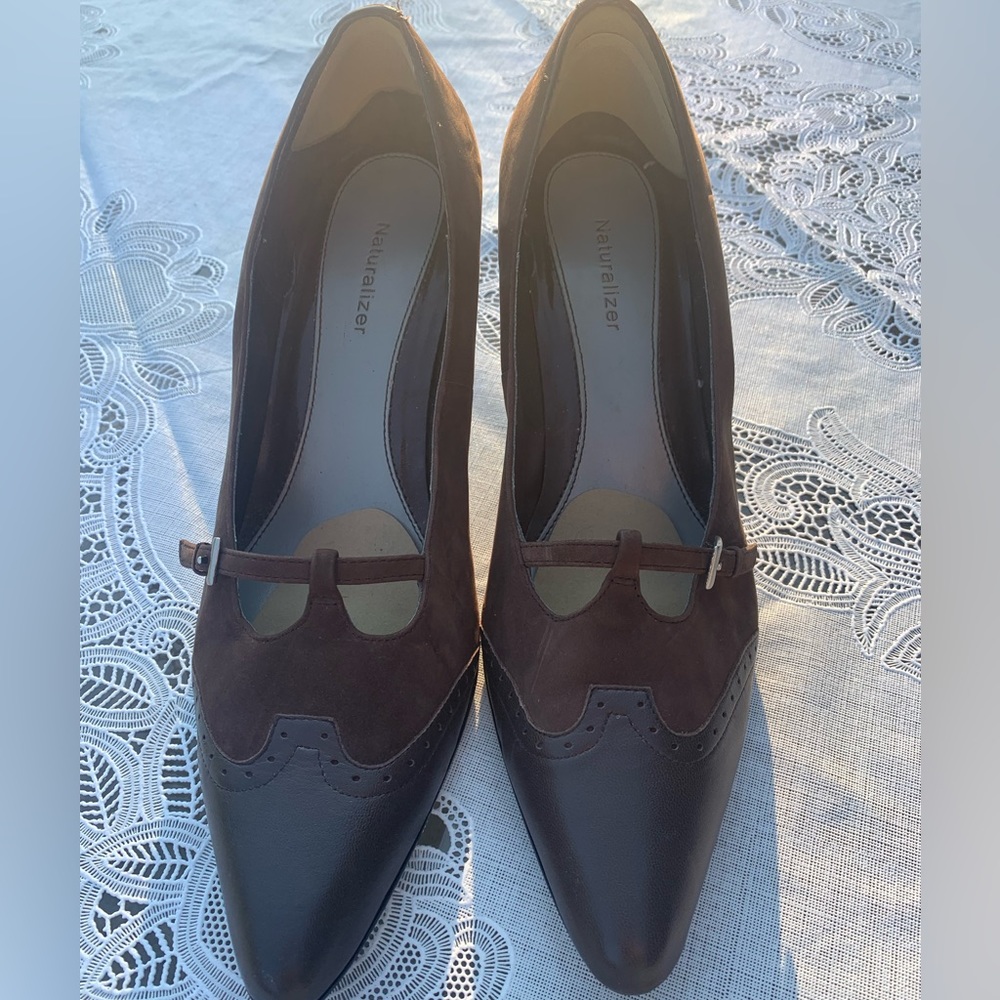 Summer brown suede and leather kitten heels.  Gently worn.